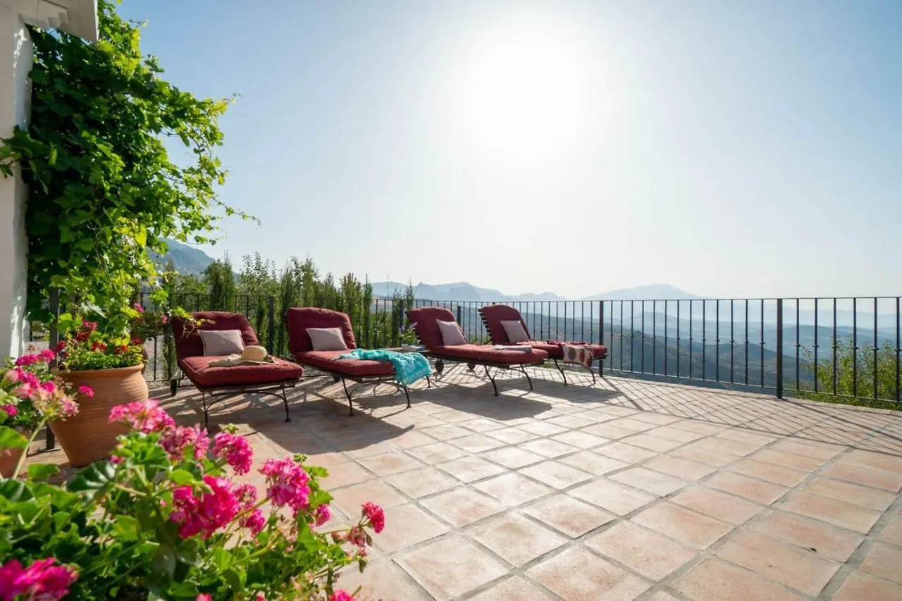 Villa With Views And Private Pool Near Malaga. Colmenar